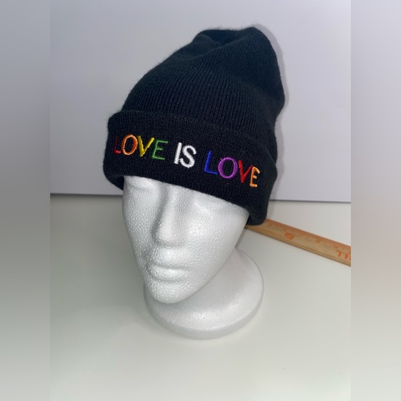Spencer’s Pride‎ love is love beanie hat - Picture 1 of 6